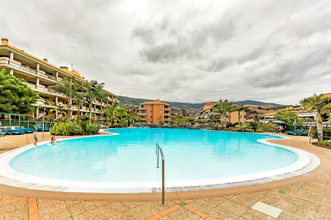 Piscinas Del Teide Apartment *