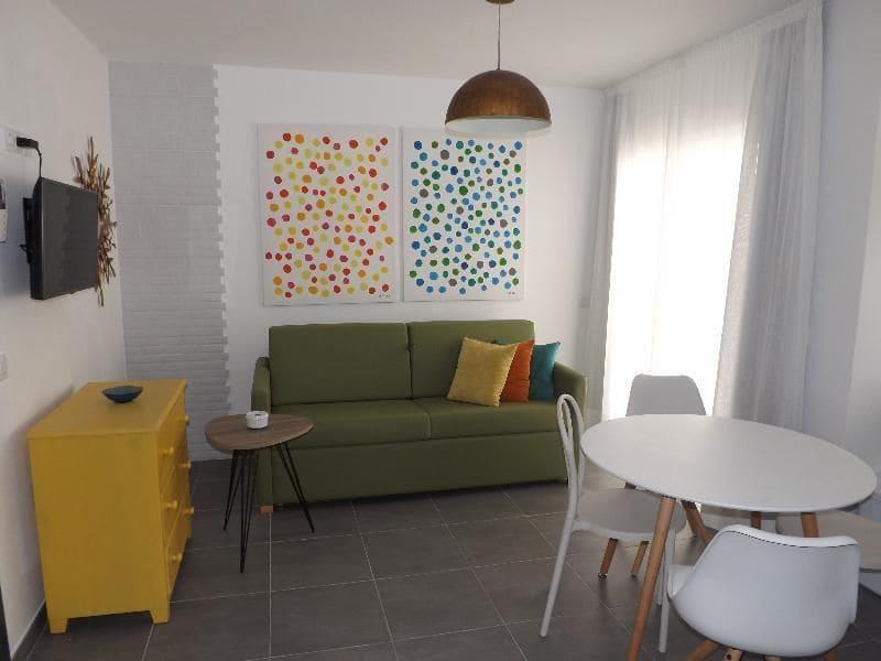 The Blue Corner Apartment *