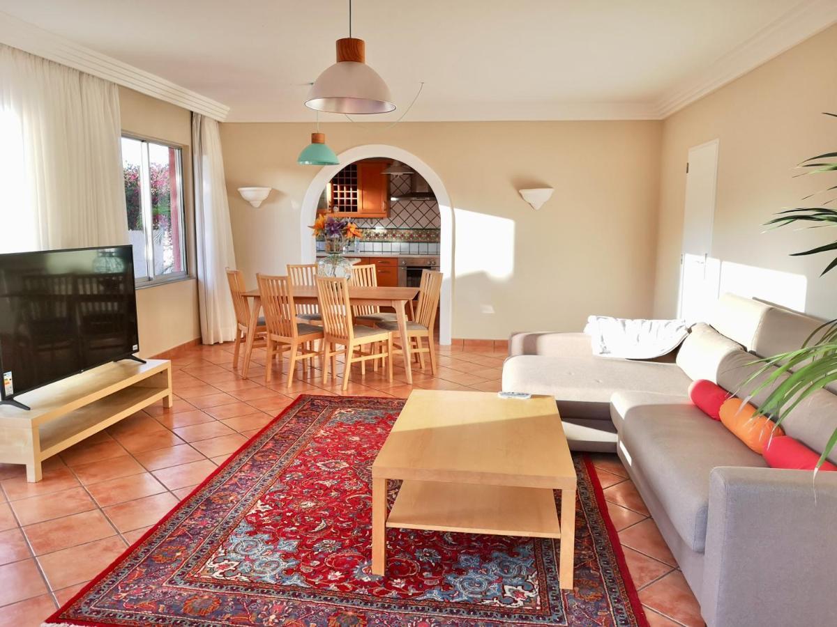 Wolf House Holiday home *