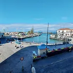 Marina Infinity View