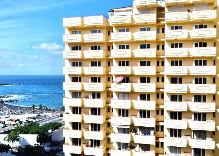 Apartamento Junto Al Mar, Con Balcon, En Playa Jardin Puerto De La Cruz