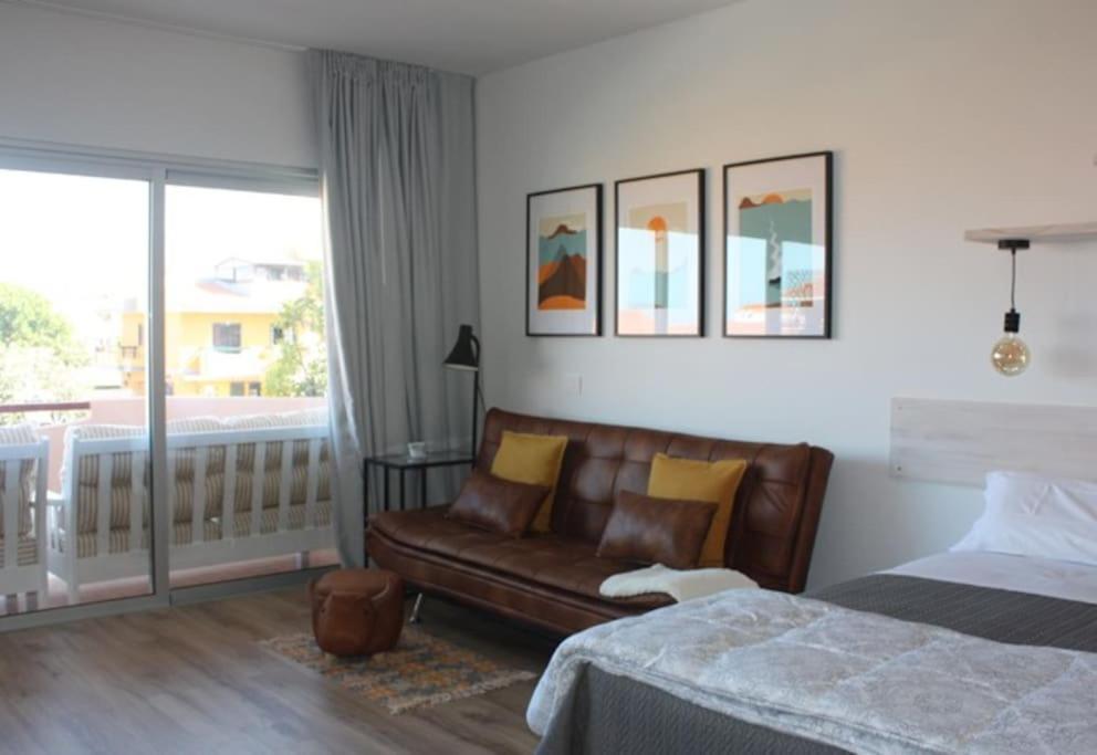 Puerto De La Cruz: Loft, Terraza Y Piscina Apartment