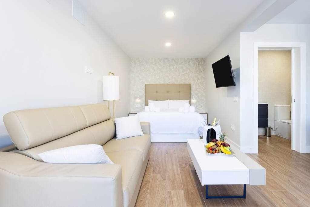 Sunnyland Martianez 1 Apartment *