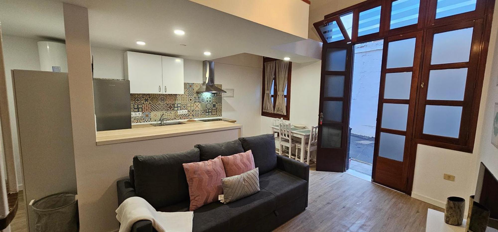 Apartment In The Center Of The Old Town.