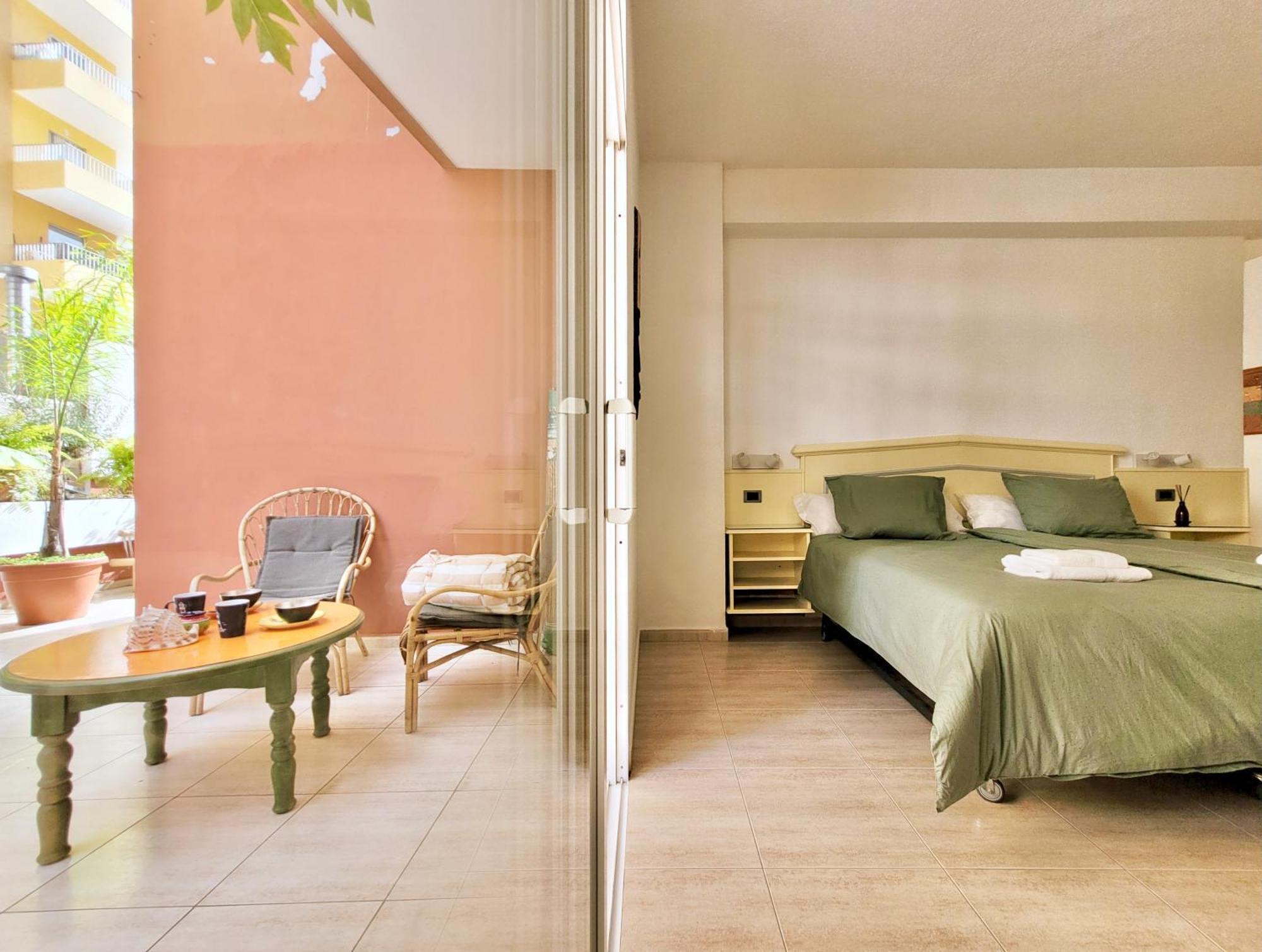 Terrace - Only Adults -