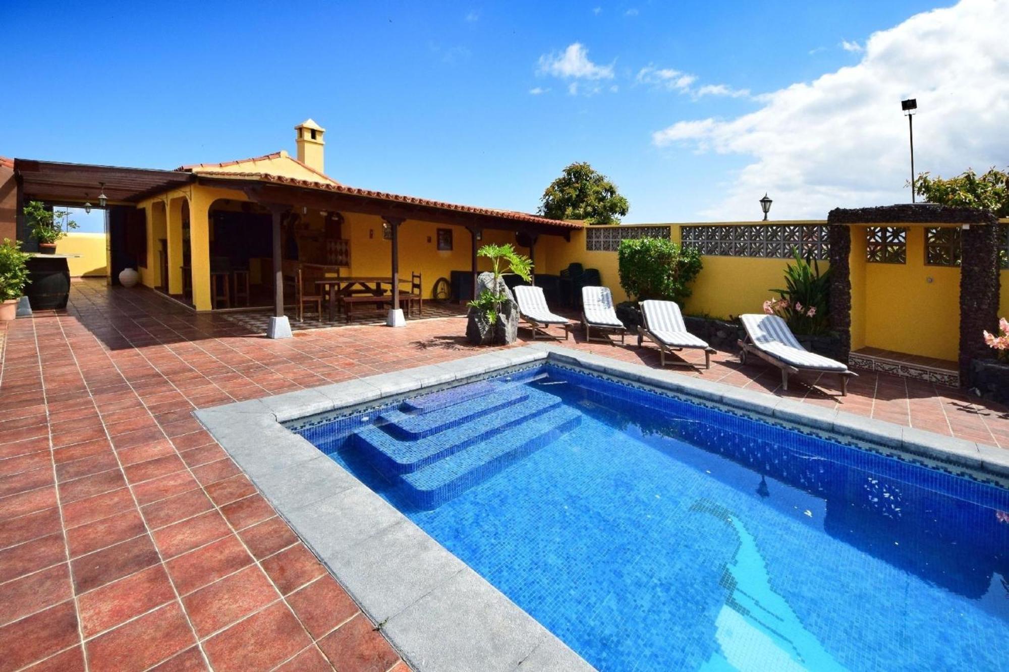Holiday home Haus Alina Mit Beheizbarem Privatpool Und Barbecue