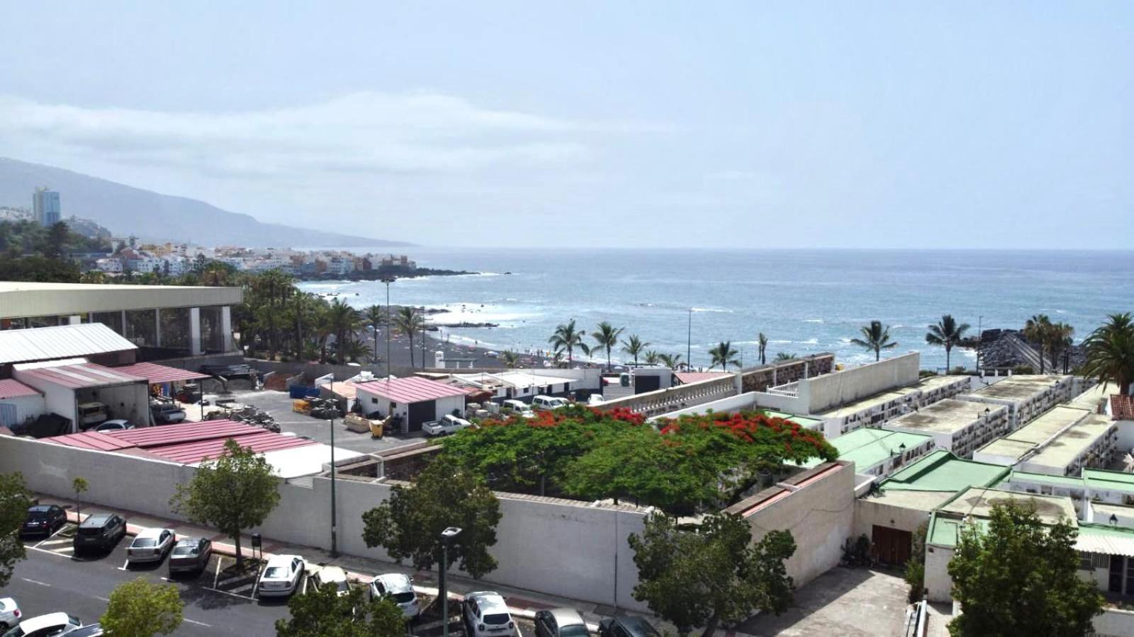 One Bedroom With Spectacular Views With Atlantic Ocean Apartment