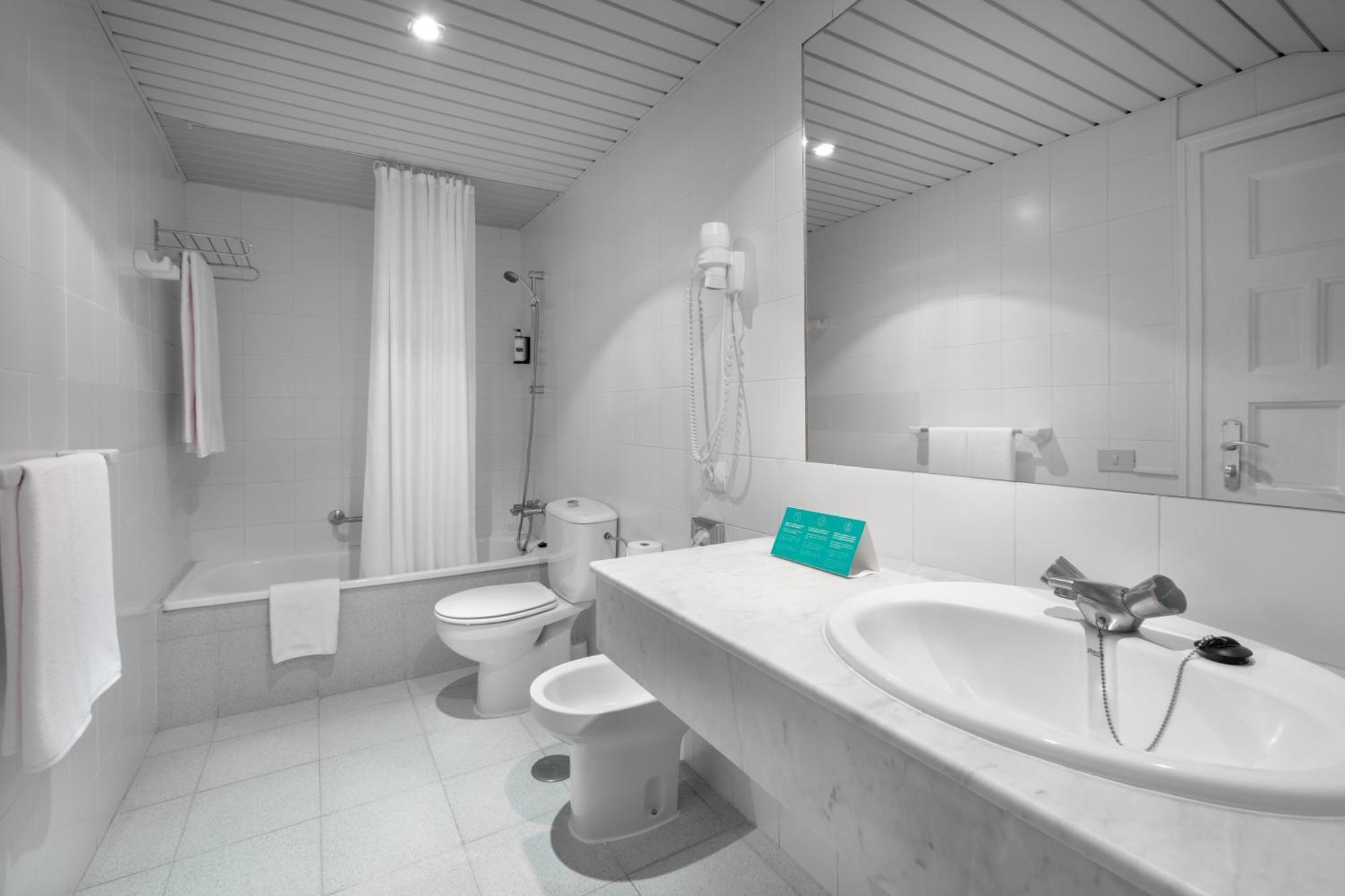 Parque San Antonio Hotel 4*