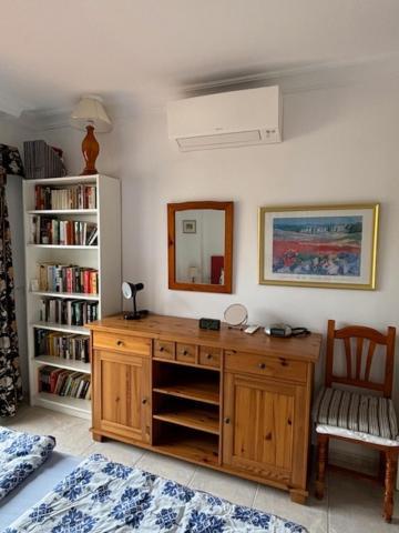 Apartment Terrassen Wohnungen, Direkt Am Strand, 25 M Beheiztem Pool, Wifi Free, Free Parking