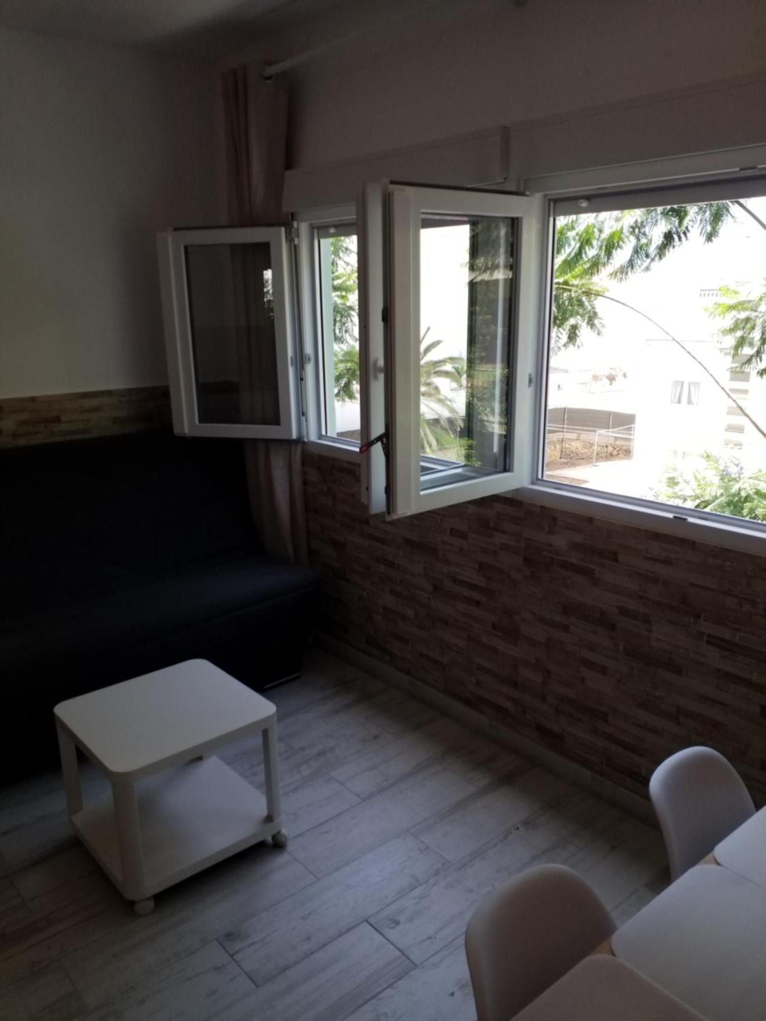 Apartment Designer 1 Bedroom White Tree 2 Minutes To The In The Center, Puerto De La Cruz, Tenerife
