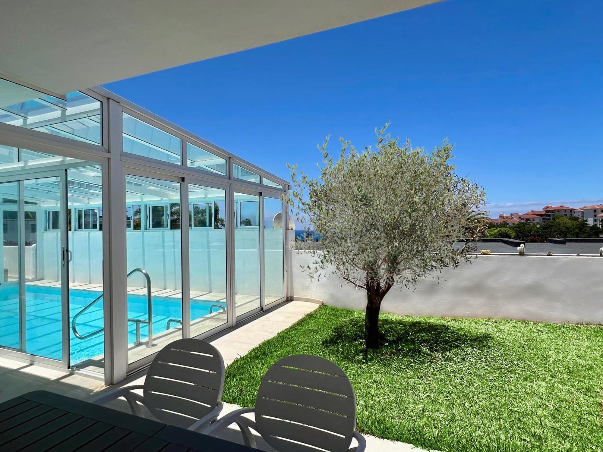 Luxurious With Heated Pool And Ocean Views