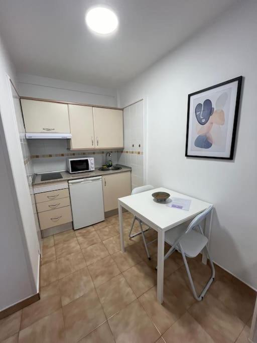 Playa Jardin Bus Terminal Pool Apartment *