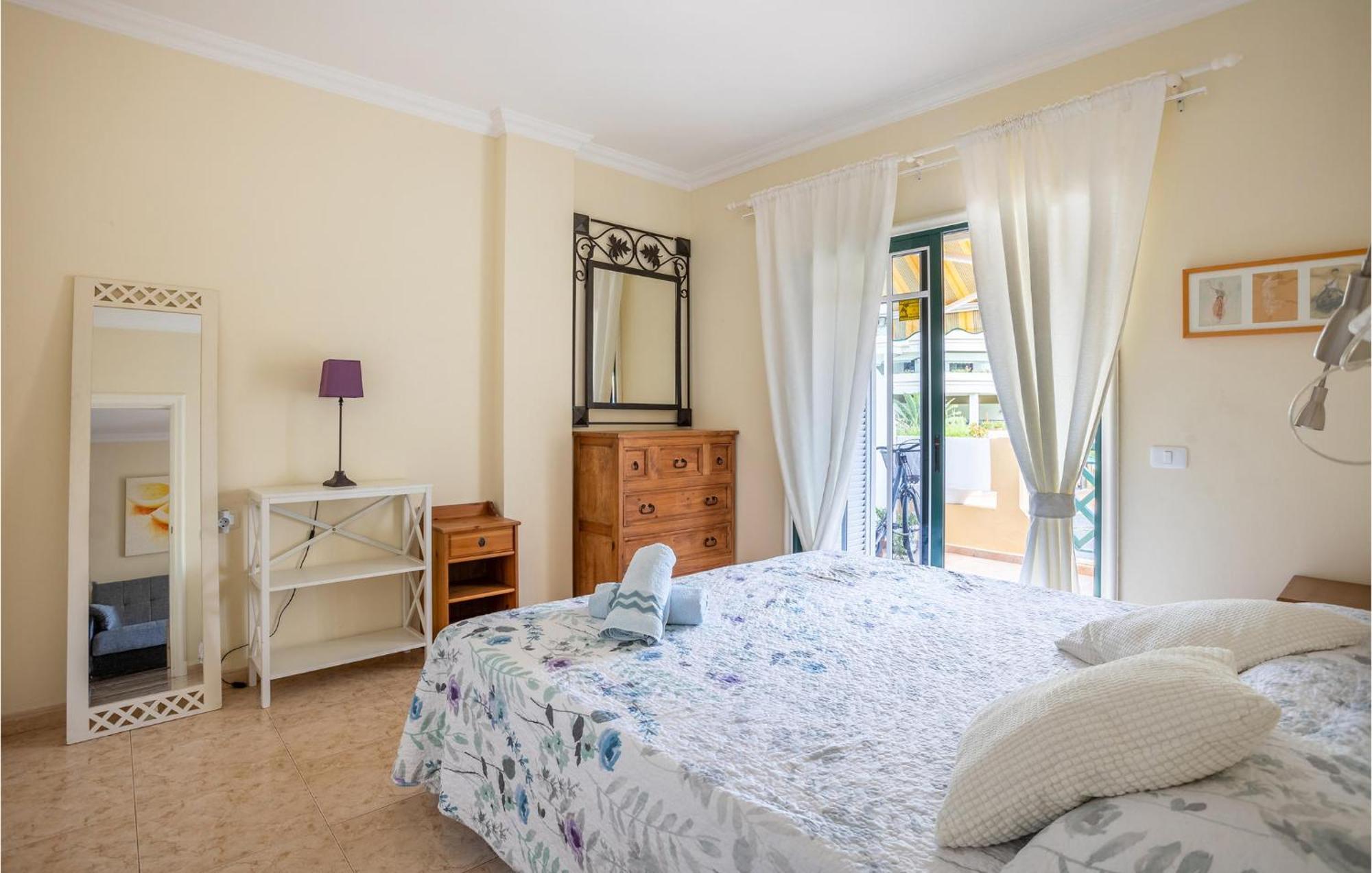 Apartment Awesome In With Wifi Puerto de la Cruz (Tenerife)