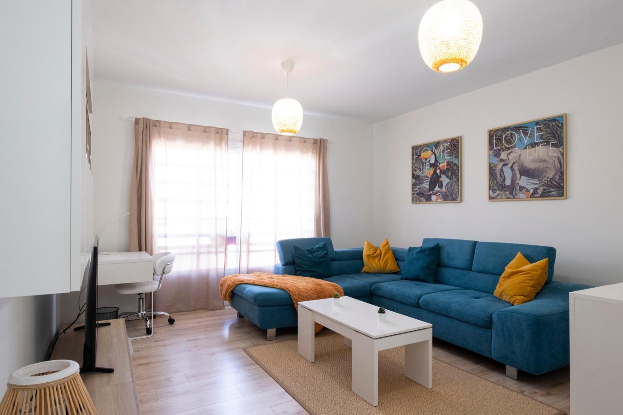 Apartment Spacious And Bright Summa Haus