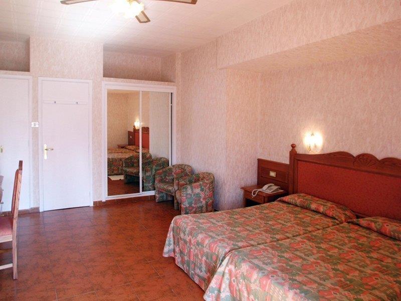 Monopol Hotel
