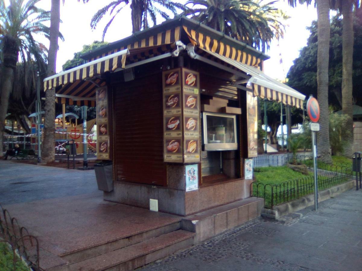 Carlos Y Rosa *