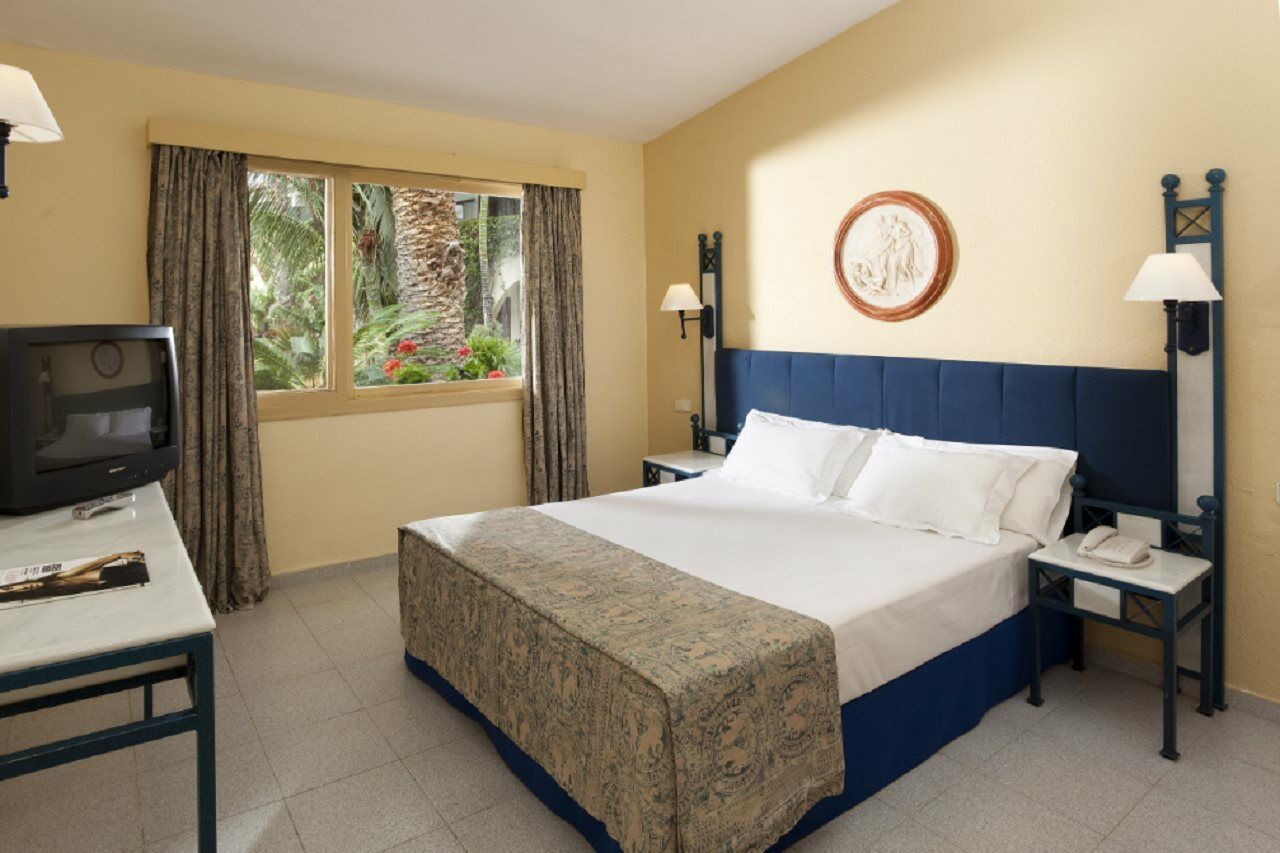 Hotel Parque San Antonio 4*