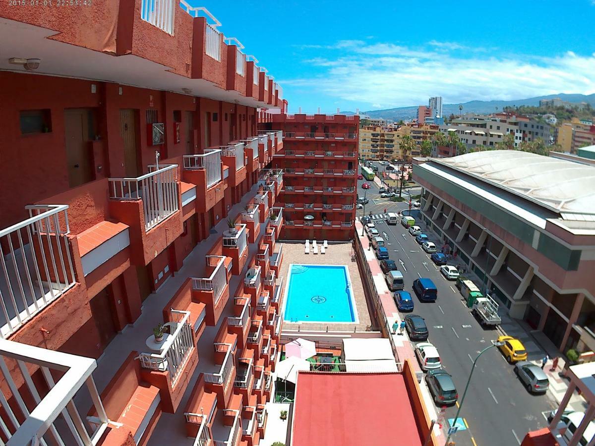 Edificio Seguro De Sol, Puerto La Cruz, Islas Canarias Tenerife *